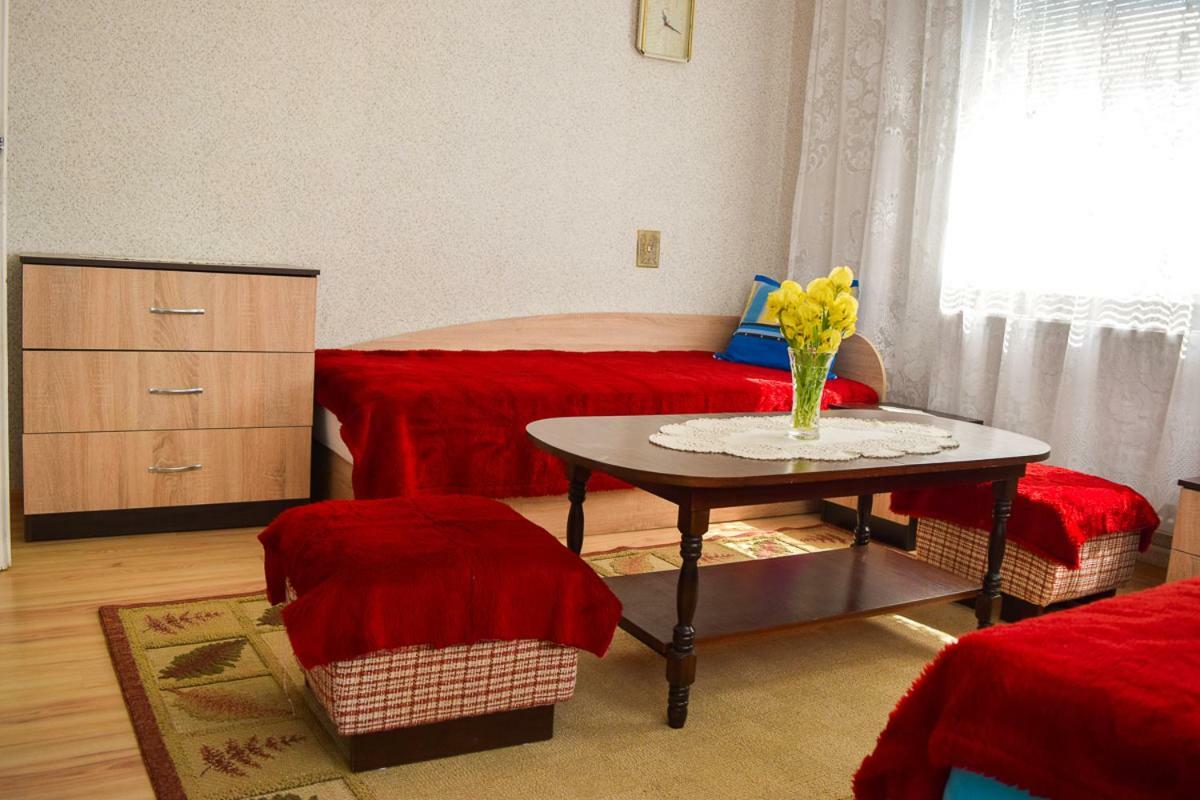 Velkovski Guest House Khisaria Eksteriør bilde